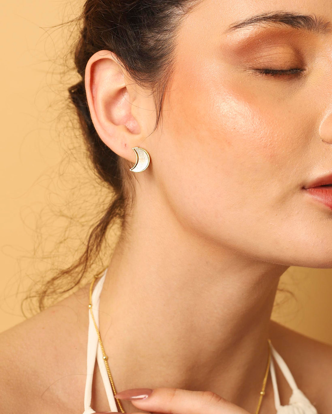 Stellar Elegance -  Earrings Mother of Pearl MOON - Lila Rasa