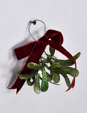FESTIVE MISTLETOE GREEN LEAVES ORNAMENT