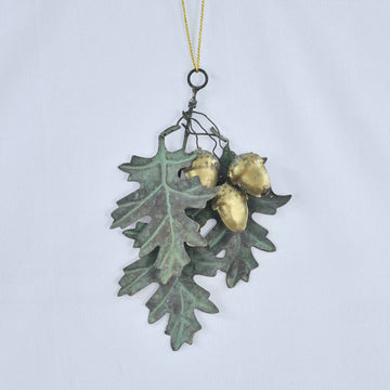 ACORN & OAK LEAF ORNAMENT