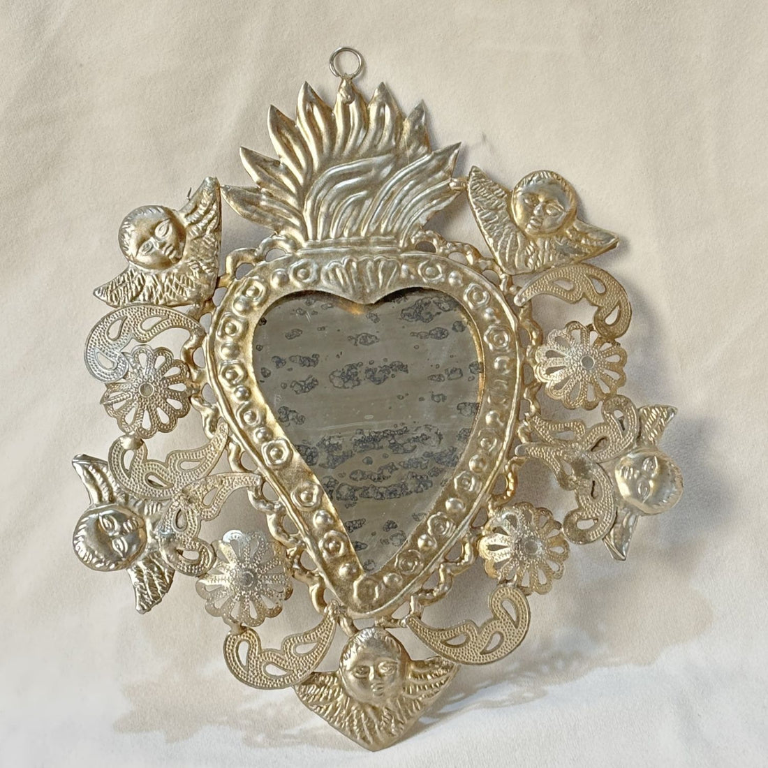 Cherubs Milagro Heart Distressed Mirror