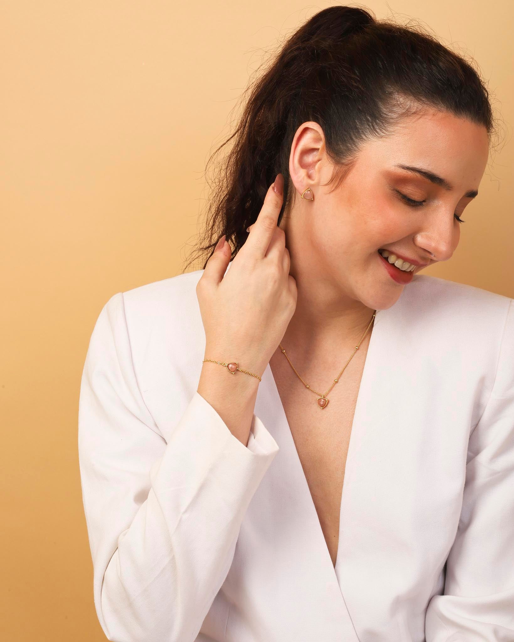 Stellar Elegance - Chakra Necklace Moon Peach - Lila Rasa