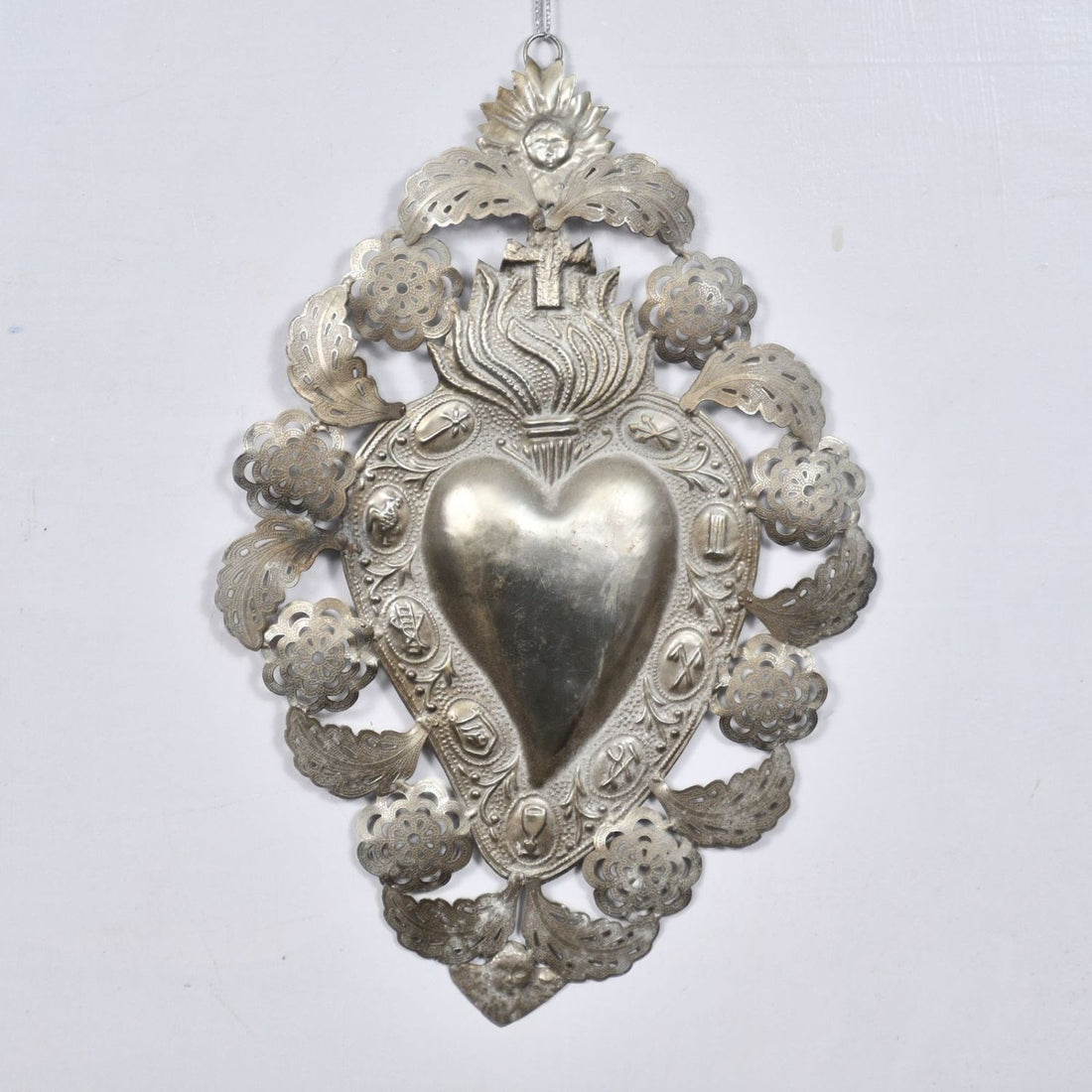 FILGREE CUTOUT CHERUBS MILAGRO HEART (S)
