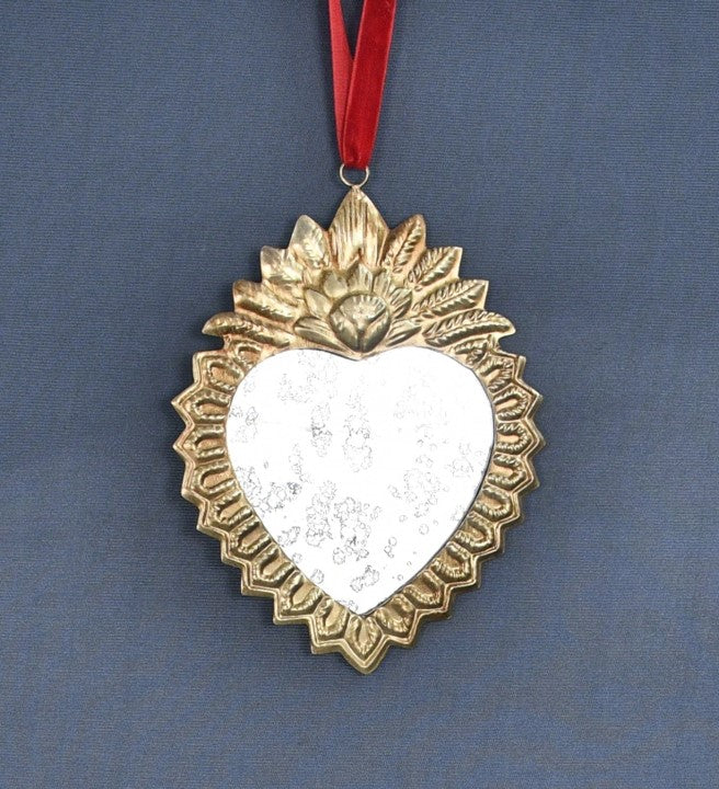 Divine Milagro Heart