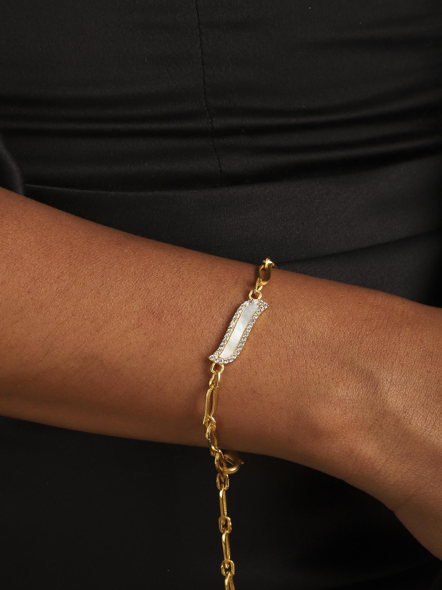 Wave Symphony Link Bracelet - Mother of Pearl - Lila Rasa