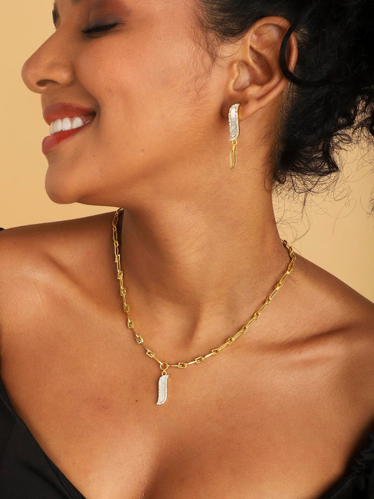 Wave Symphony Link Necklace - Mother of Pearl - Lila Rasa