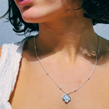 Clover Necklace Silver - Mother of Pearl