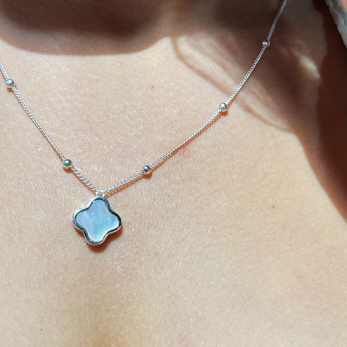 Clover Necklace Silver - Mother of Pearl