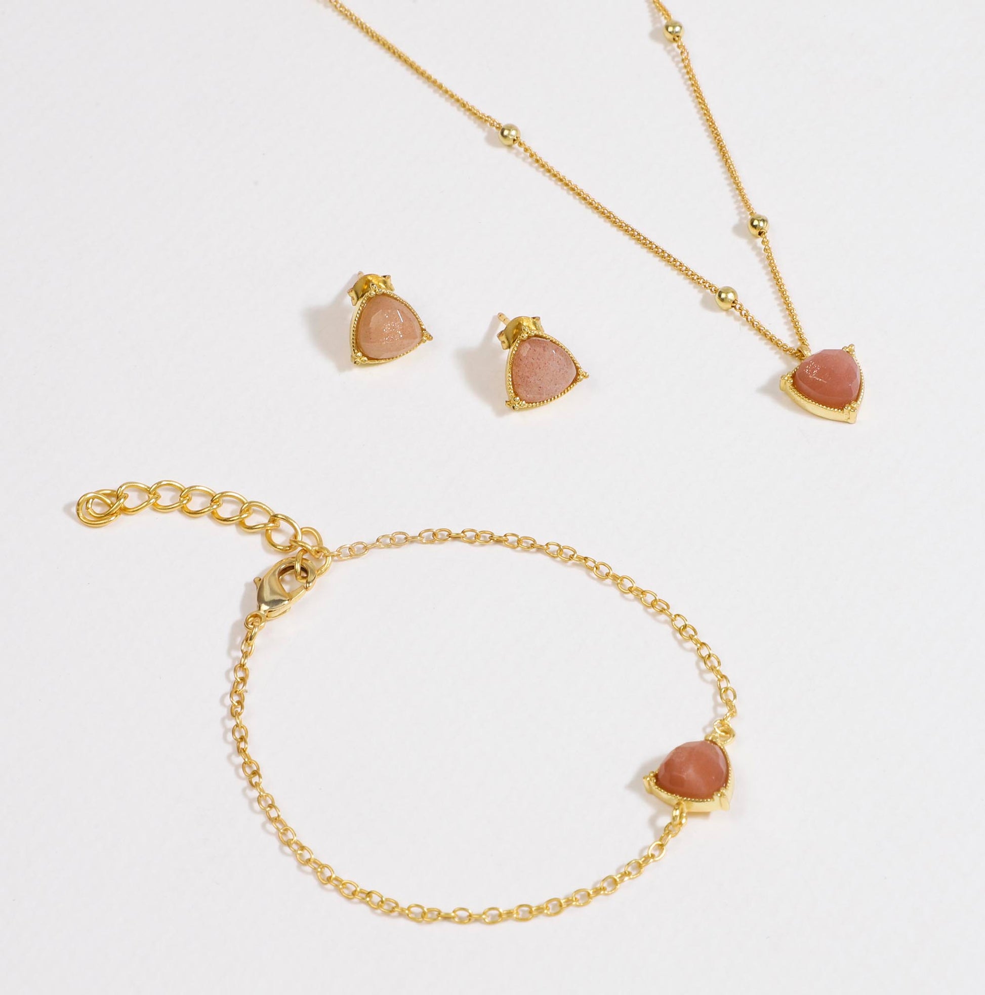 Stellar Elegance - Chakra Necklace Moon Peach - Lila Rasa